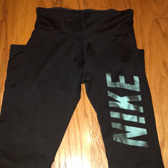 Nike Pants - Women’s Nike Dri Fit Leggings
